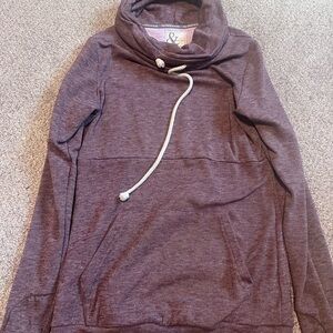 Women’s sweatshirts ampersand